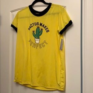 NWT Lularoe Liv Tee